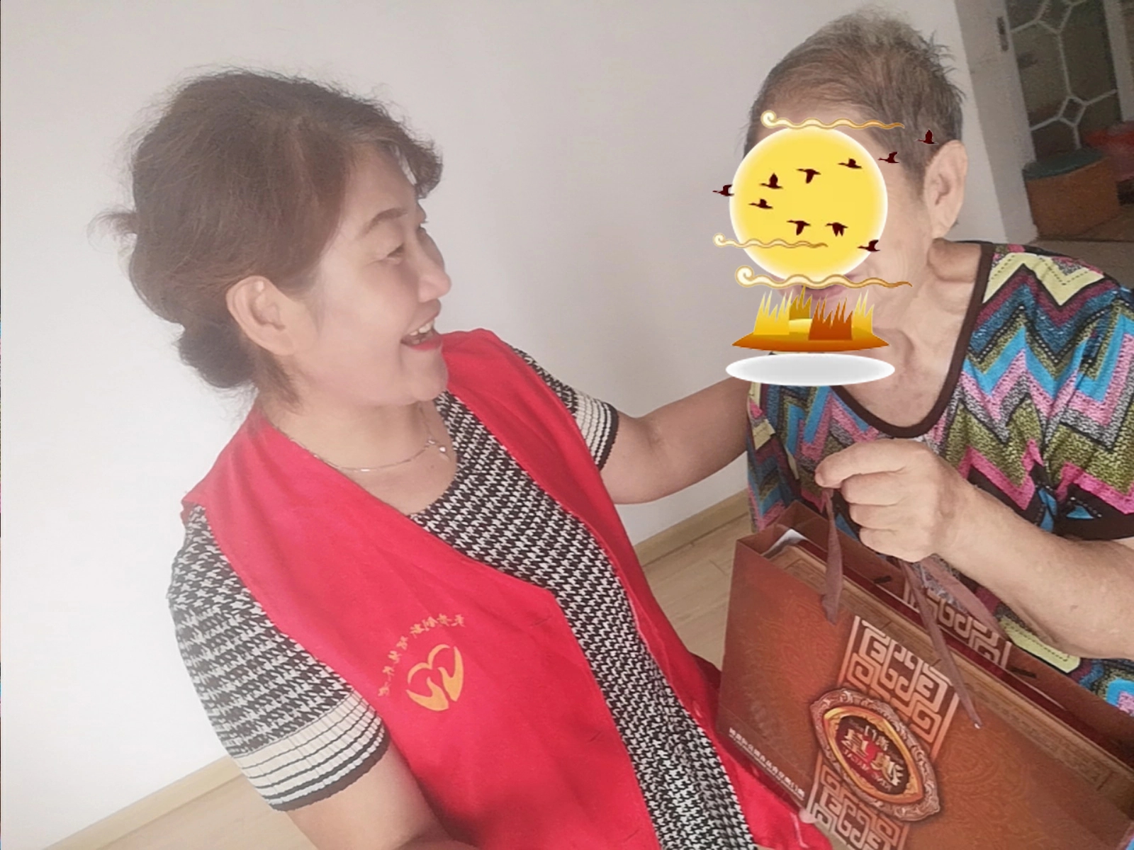 “迎中秋 庆国庆”:湘隆社区开展系列敬老活动-图片2