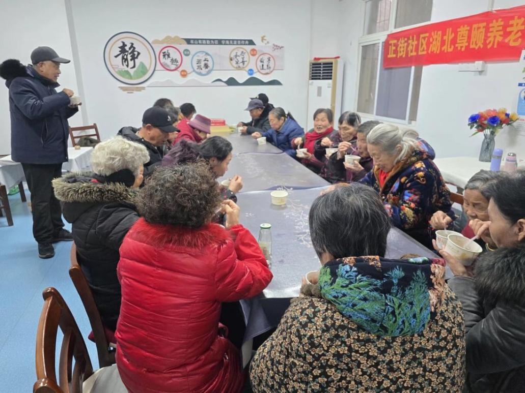 粥香暖腊八 拓福迎新春——正街社区开展腊八节主题活动-图片3